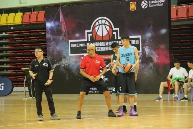 比例显著上 比例显著上